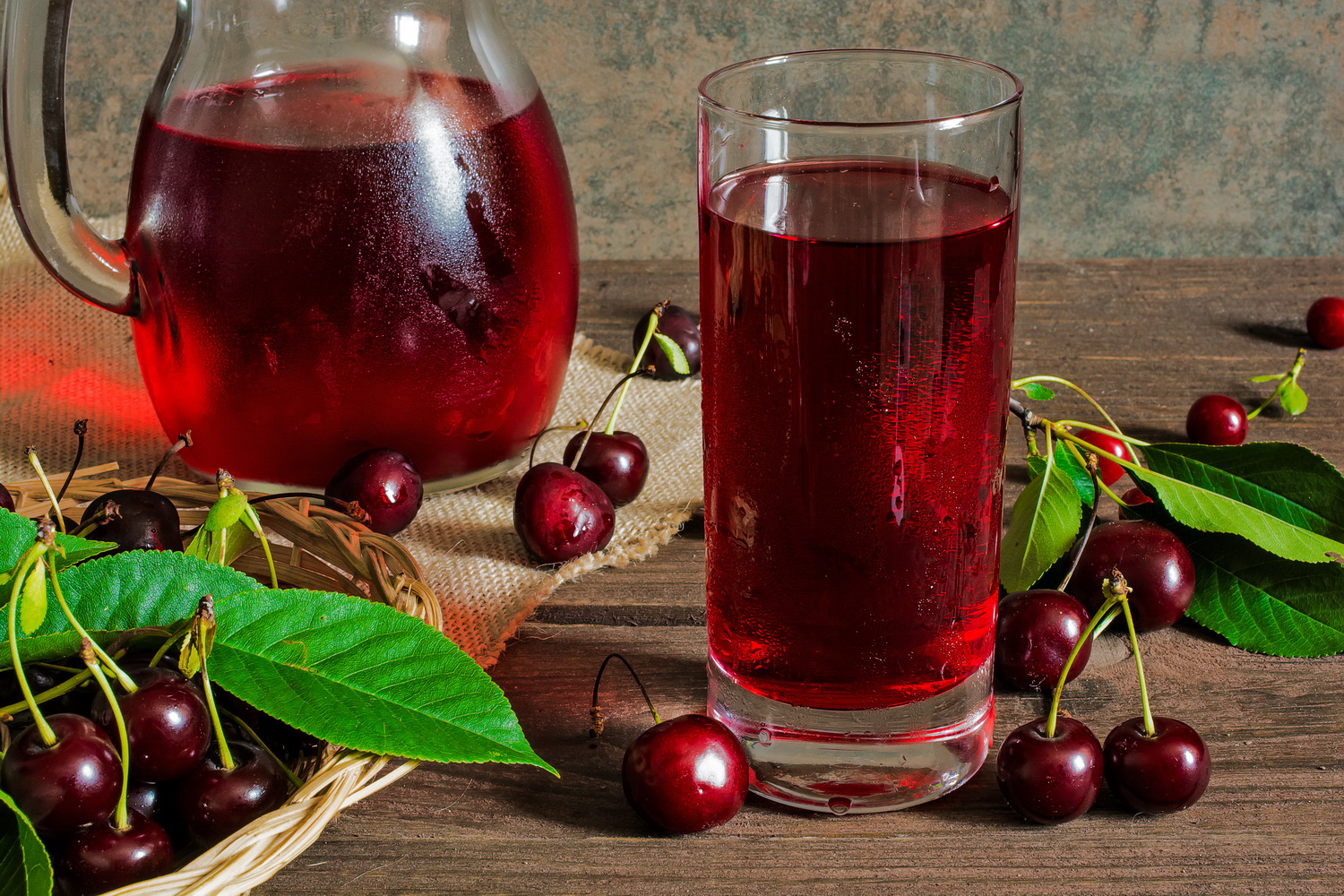 Sour Cherry Juice from Iran for export,www.livco.eu